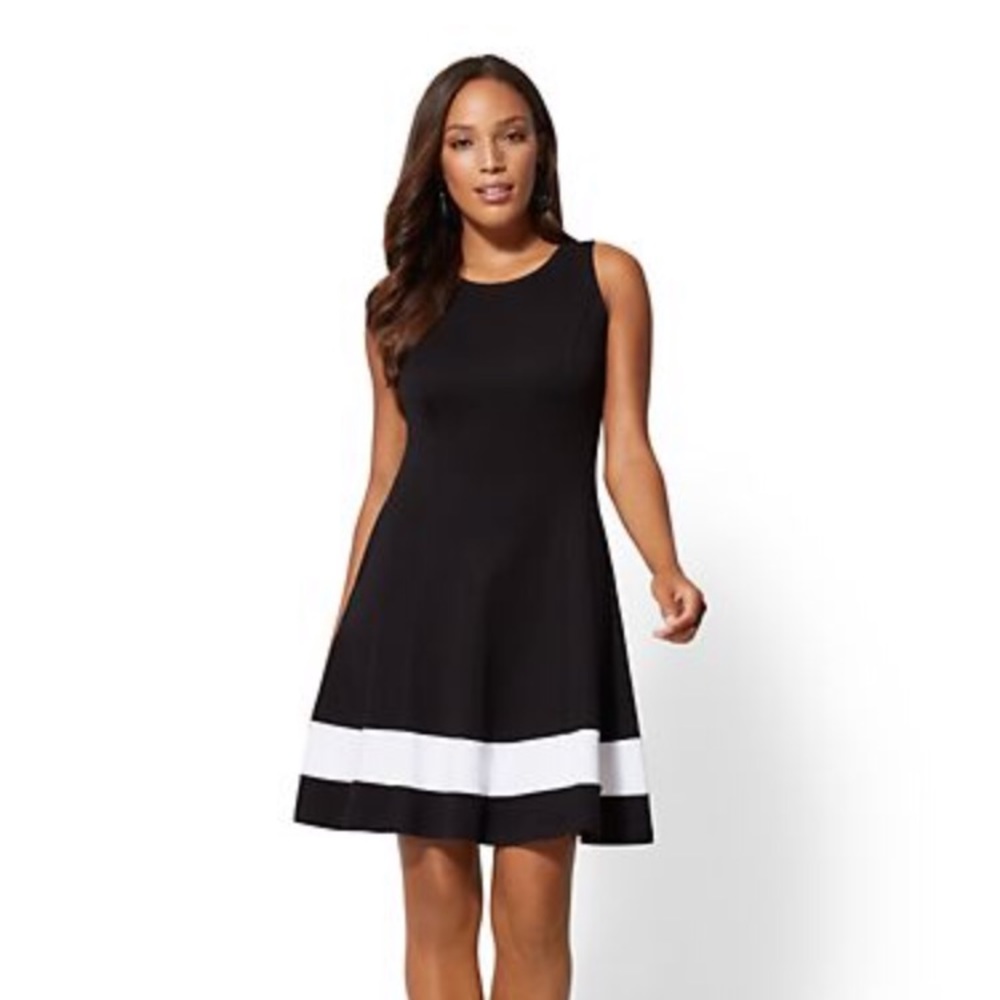 Colorblock Fit and Flare Cotton Dress/ navy blue